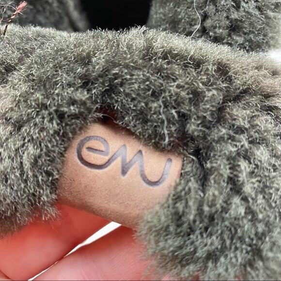 Emu brown leather and sheep fleece boots size 5 - Picture 4 of 9